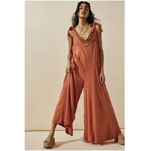 New FP Beach Alice Wide Flare Leg Jumpsuit One-piece Cinnamon Tie Shoulder XS - Picture 1 of 12